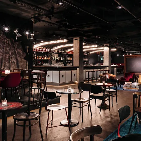 Ruby Leni 杜塞尔多夫