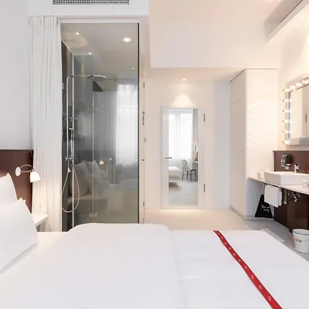 Ruby Leni 4* Düsseldorf