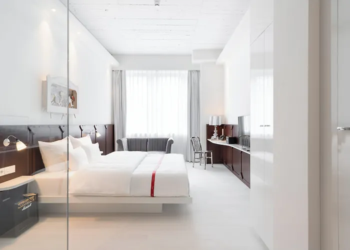 Ruby Leni 4* Düsseldorf