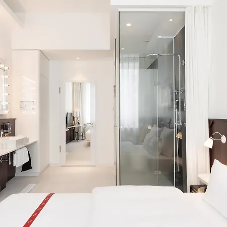 Ruby Leni 4* Düsseldorf