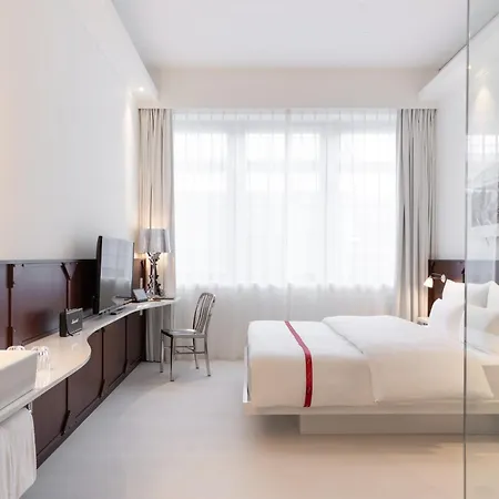 Ruby Leni 4* Düsseldorf